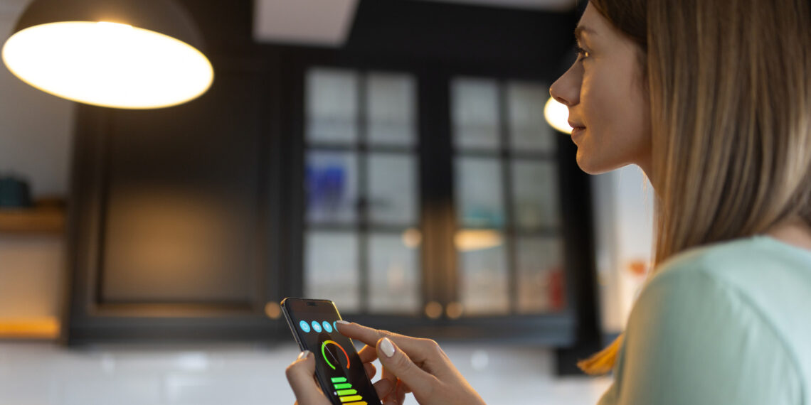 How Much Power Are Smart Bulbs “Really” Using?